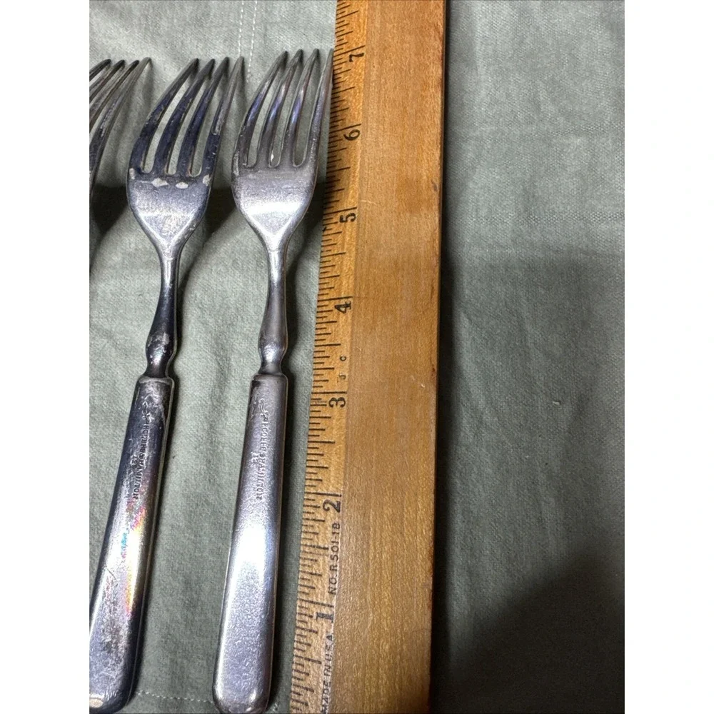 Rogers & Hamilton 12 Solid Handle Set Of 3 Dinner Forks 7 1/4